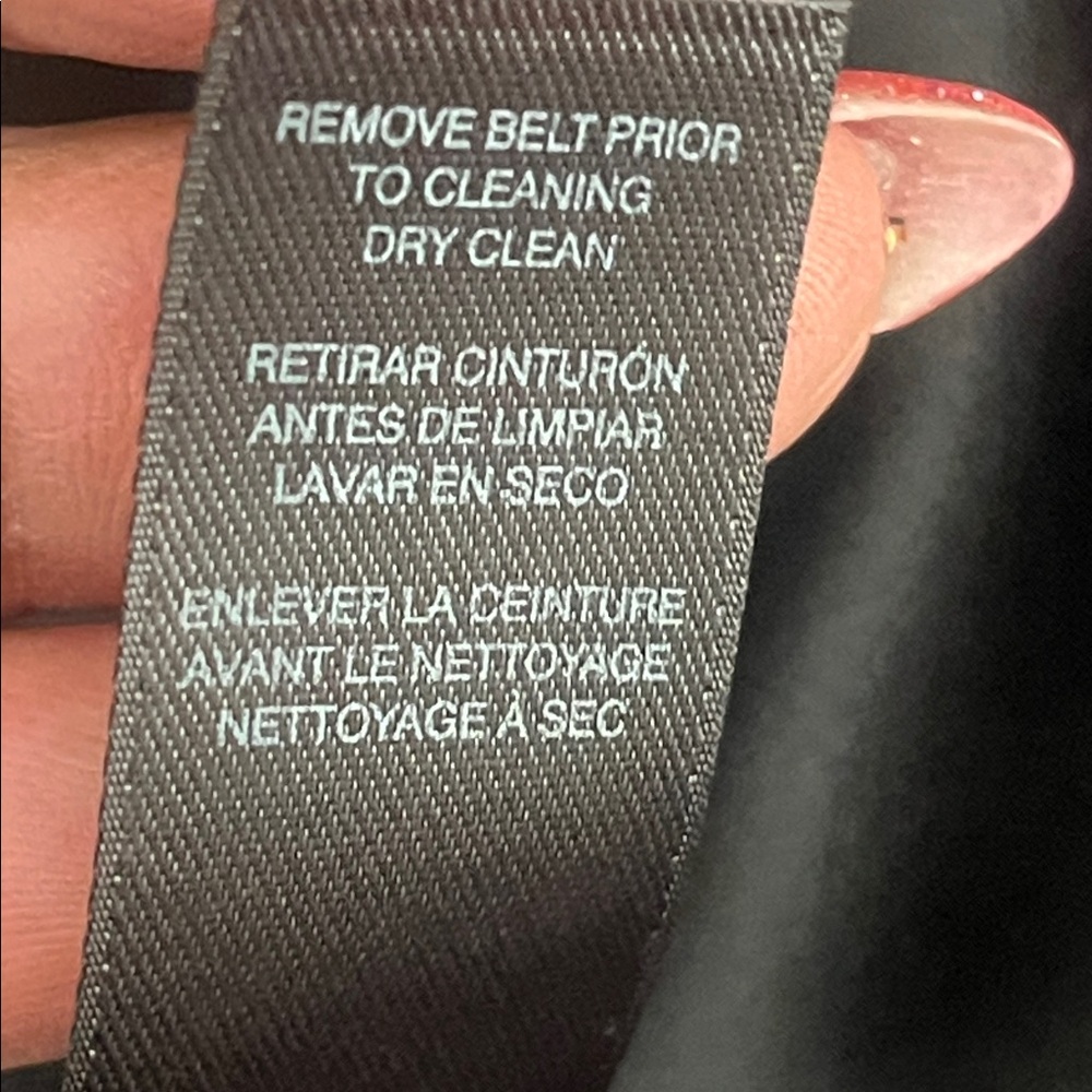 EUC White House Black Market Black Dress with Gold Dots, Pockets and Belt (8) - Picture 13 of 15